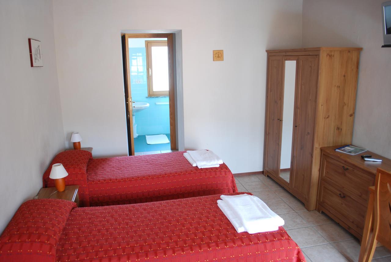 Foresteria Valdese Otel Torre Pellice Dış mekan fotoğraf